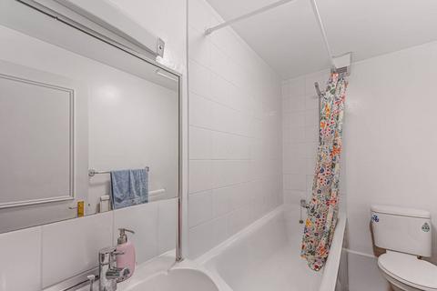 Studio for sale, Moreton St, SW1, Pimlico, London, SW1V