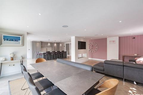5 bedroom detached house for sale, Grasmere Road, Chestfield, Whitstable