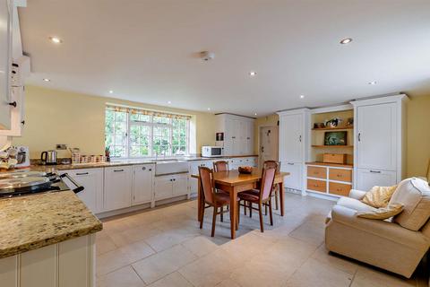 12 Wakerley Road, Harringworth, Corby, NN17 3AH