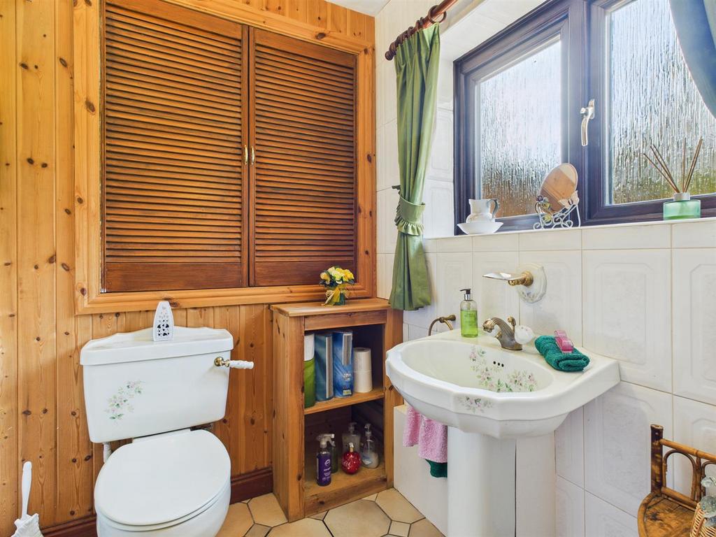Ground Floor WC