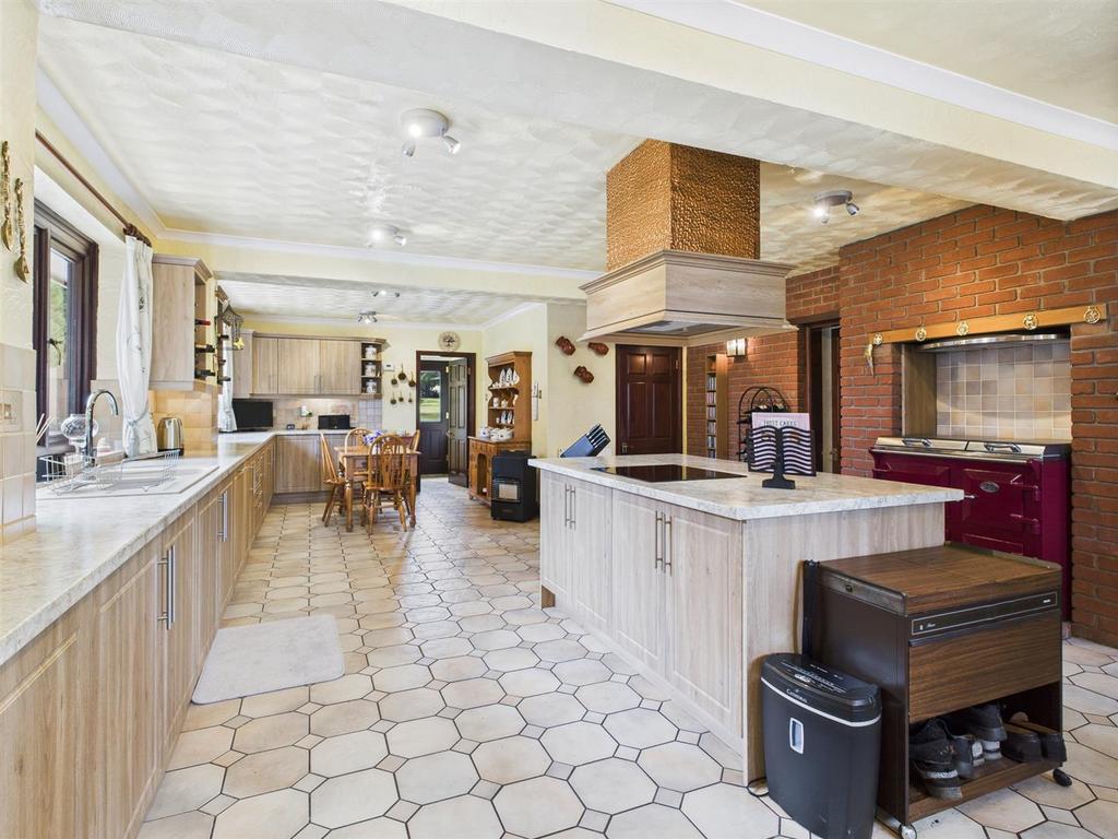 Dining Kitchen
