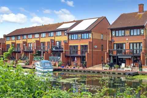 4 bedroom house for sale, Skeats Wharf, Milton Keynes MK15