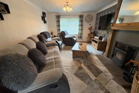 undefined, Hillcrest Drive, Queensbury