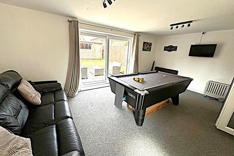 3 bedroom semi-detached house for sale, Brambling Lane, Wath-upon-dearne