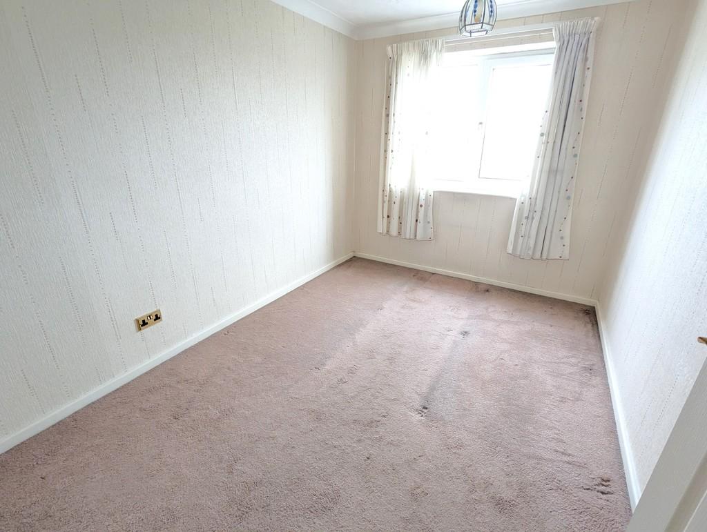 Rotherhamforsalediningroom