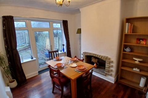 3 bedroom semi-detached house for sale, Cromwell Avenue, Cheadle, SK8