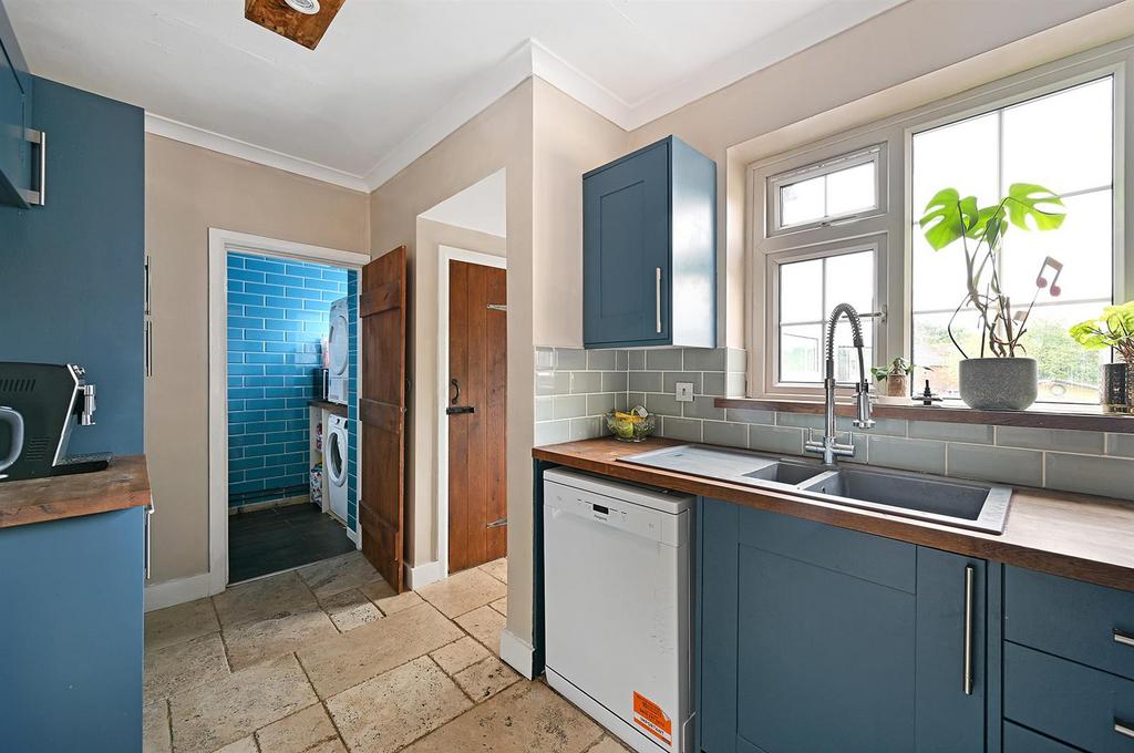 Sketch Ph20 6123279.jpg