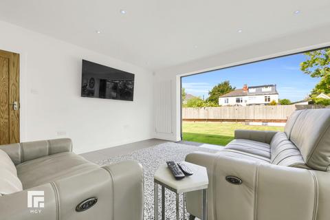 undefined, King George V Drive North, Cardiff