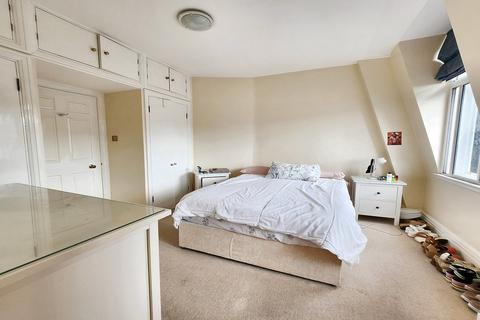3 bedroom apartment to rent, Chiltern Court , Baker Street , Marylebone, London, NW1
