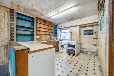 3 bedroom terraced house for sale, Cainscross Road, Stroud, GL5