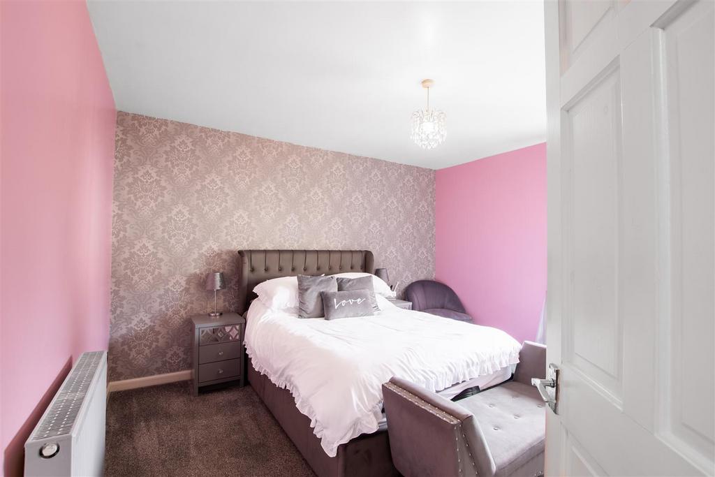 Main.bedroom-2.jpg