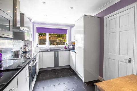 6 Bannerman Place, Clydebank, G81 2UG