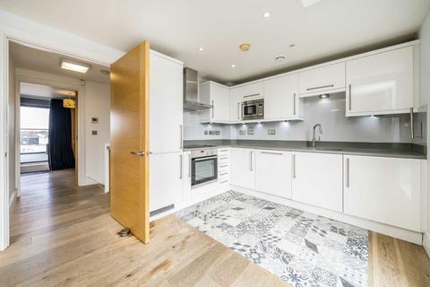 3 bedroom flat for sale, Kilburn Park Road, London NW6