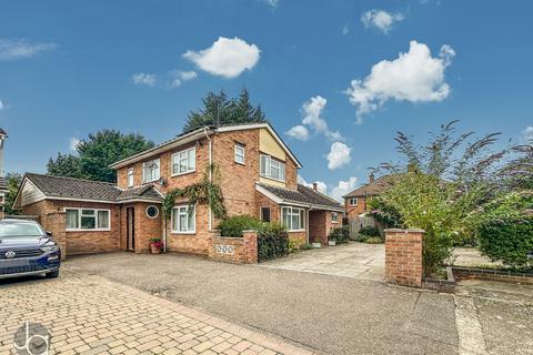Greystones Close, Colchester