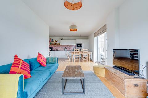 3 bedroom apartment to rent, Altitude Point, Hornsey, London