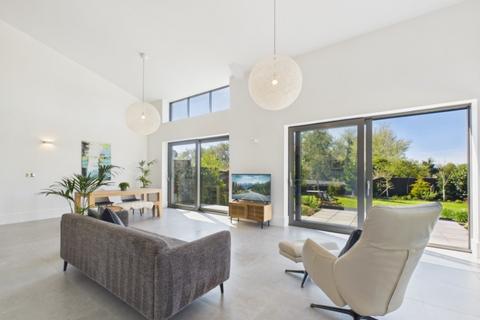 4 bedroom barn conversion for sale, Kirby Cane, Bungay