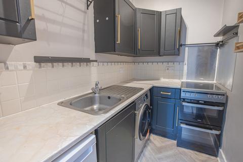 80 Beach Boulevard, Aberdeen, AB24 5EJ