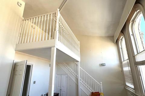2 bedroom flat for sale, Trowbridge