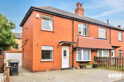 3 bedroom semi-detached house for sale, Greenfield Drive, Gildersome, Leeds