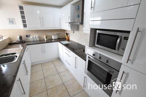 2 bedroom apartment for sale, Hamble Court, 68 Christchurch Road, East Cliff, Bournemouth, BH1