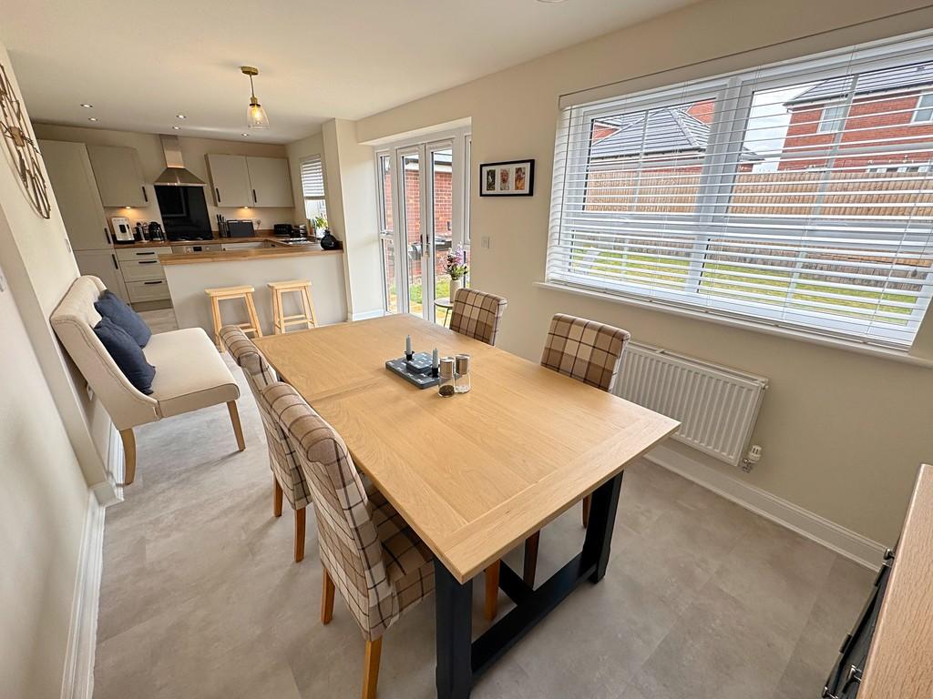 Dining to Kitchen