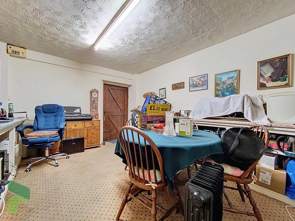 Office. Utility. Snug