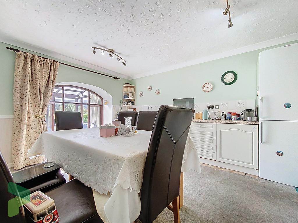 Fitted Dining Kitchen