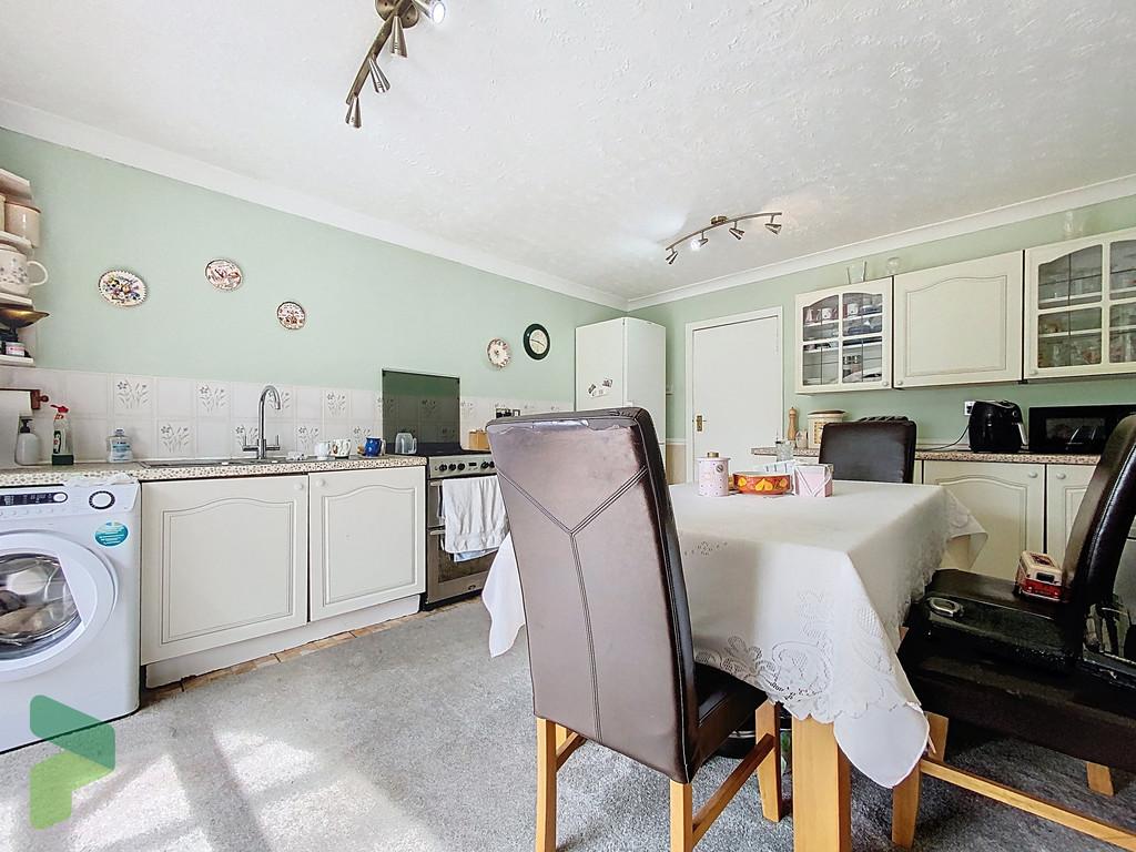 Fitted Dining Kitchen