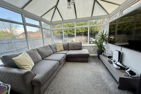 3 bedroom semi-detached house for sale, Alverton Drive, Darlington