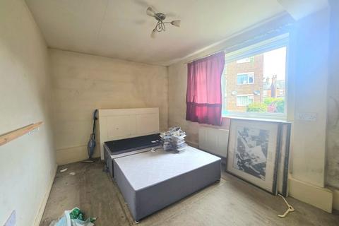 undefined, College Avenue, Harrow