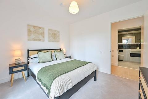 35 Heygate Street, London SE17