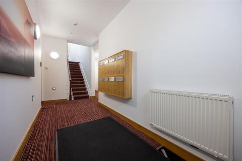 1 bedroom flat for sale, Farrer Lodge, Clapham Station