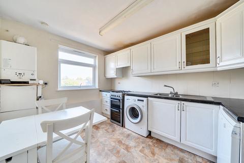 31 Silk Close, London, SE12 8DL