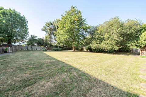31 Silk Close, London, SE12 8DL
