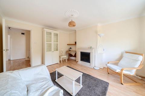31 Silk Close, London, SE12 8DL