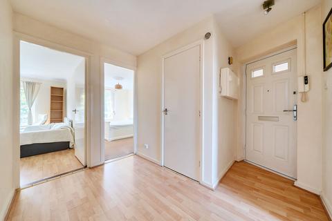 31 Silk Close, London, SE12 8DL