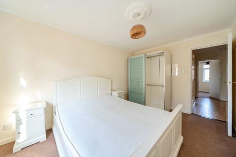 31 Silk Close, London, SE12 8DL