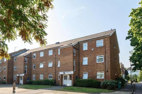 31 Silk Close, London, SE12 8DL