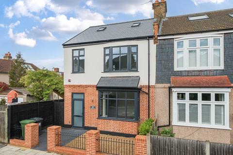 4 bedroom semi-detached house for sale, Heather Road, London, SE12