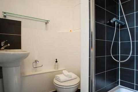 Studio to rent, Manresa Road, London SW3