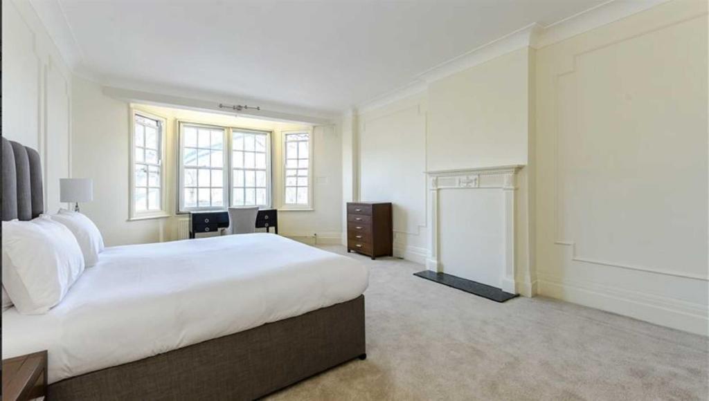 Strathmore-court-regents-park-nw8-3