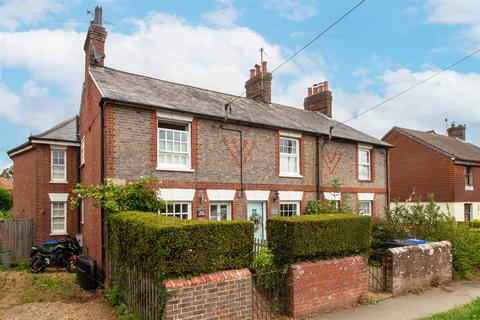 High Street, Newick