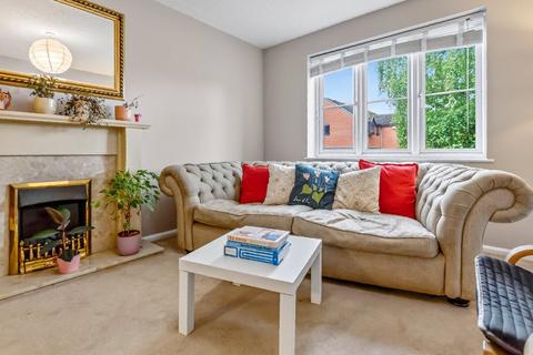 63 Boakes Drive, Stonehouse, GL10 3QW