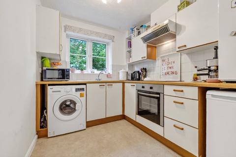 63 Boakes Drive, Stonehouse, GL10 3QW