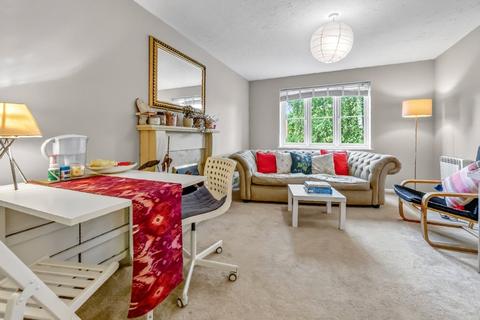 63 Boakes Drive, Stonehouse, GL10 3QW