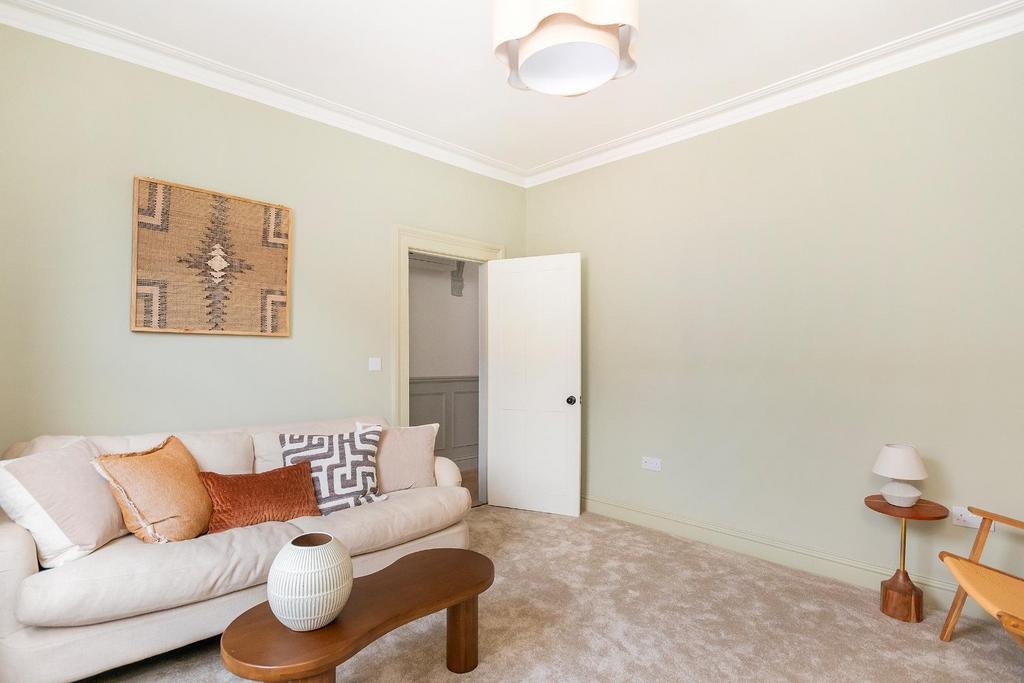 0 O4 STN - Living Room A.jpg