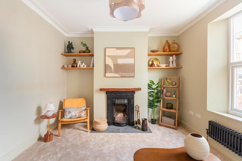 0 O4 STN - Living Room B.jpg