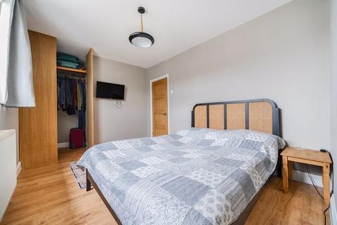 52 Langbrook Road, London, SE3 8RB