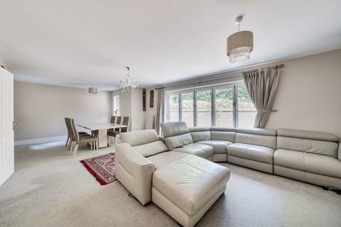 undefined, High Tree Close, West Purley
