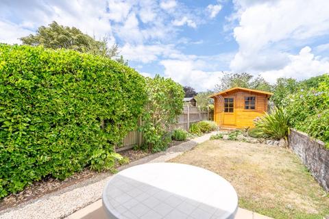 3 bedroom end of terrace house for sale, Grove Road, Chichester